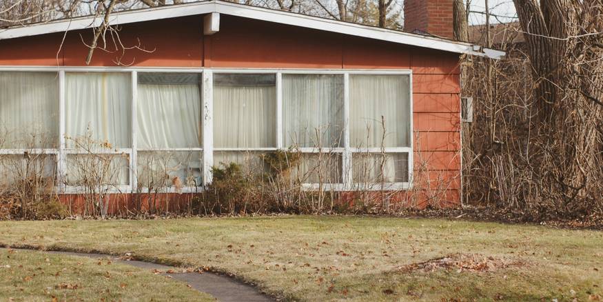 Michigan renter discusses eviction defense with a legal aid attorney