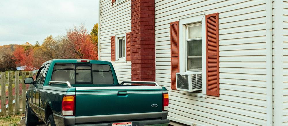Tenant checks Michigan rental unit for habitability compliance